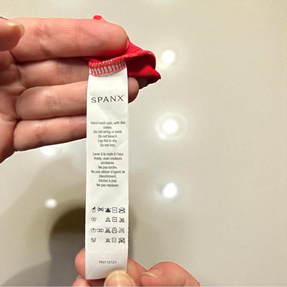 Stunning SPANX “Fruit Punch” Polka Dot One-Piece Swimsuit – Size 12 I NWT - Picture 5 of 11